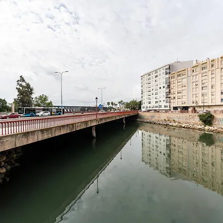Malagasuite River Views Center Apartment Malaga