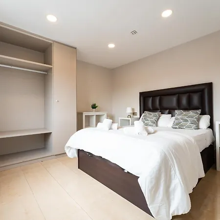 Malagasuite River Views Center Apartment Malaga
